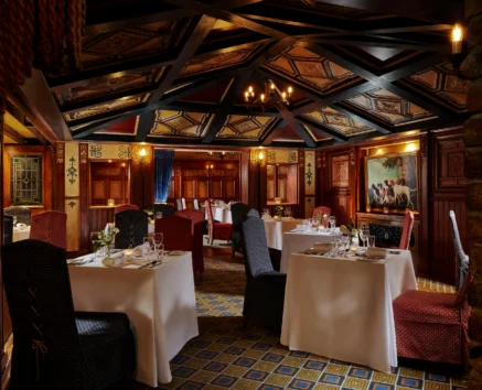 Elegant dining room with cosy ambience at O'Donoghue Ring Collection hotel.